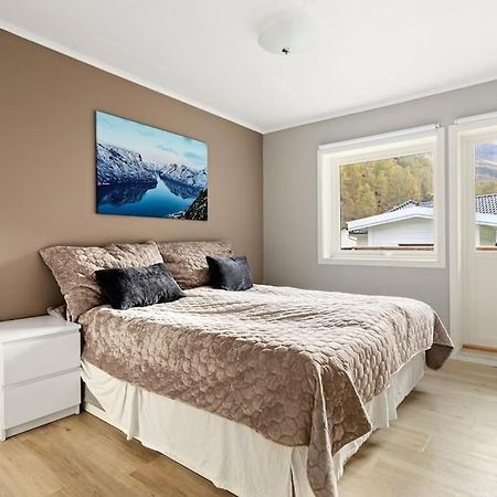 Villa Fint Hus I Flam Aurland Exterior foto